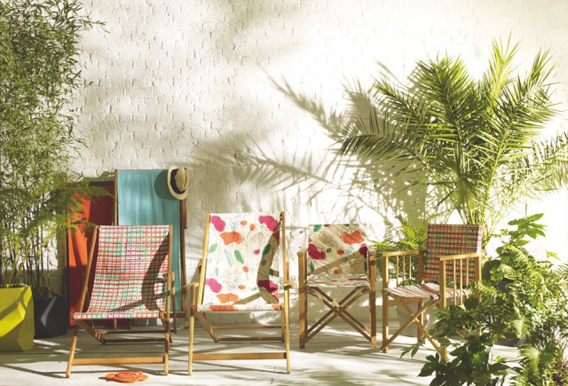 back-garden-image-deck-chairs back-garden-image-deck-chairs