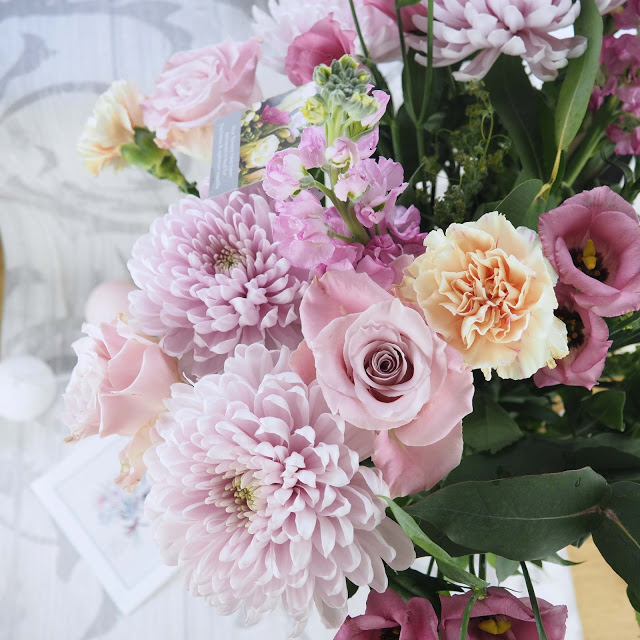 mother's day flowers photo mother's day flowers photo