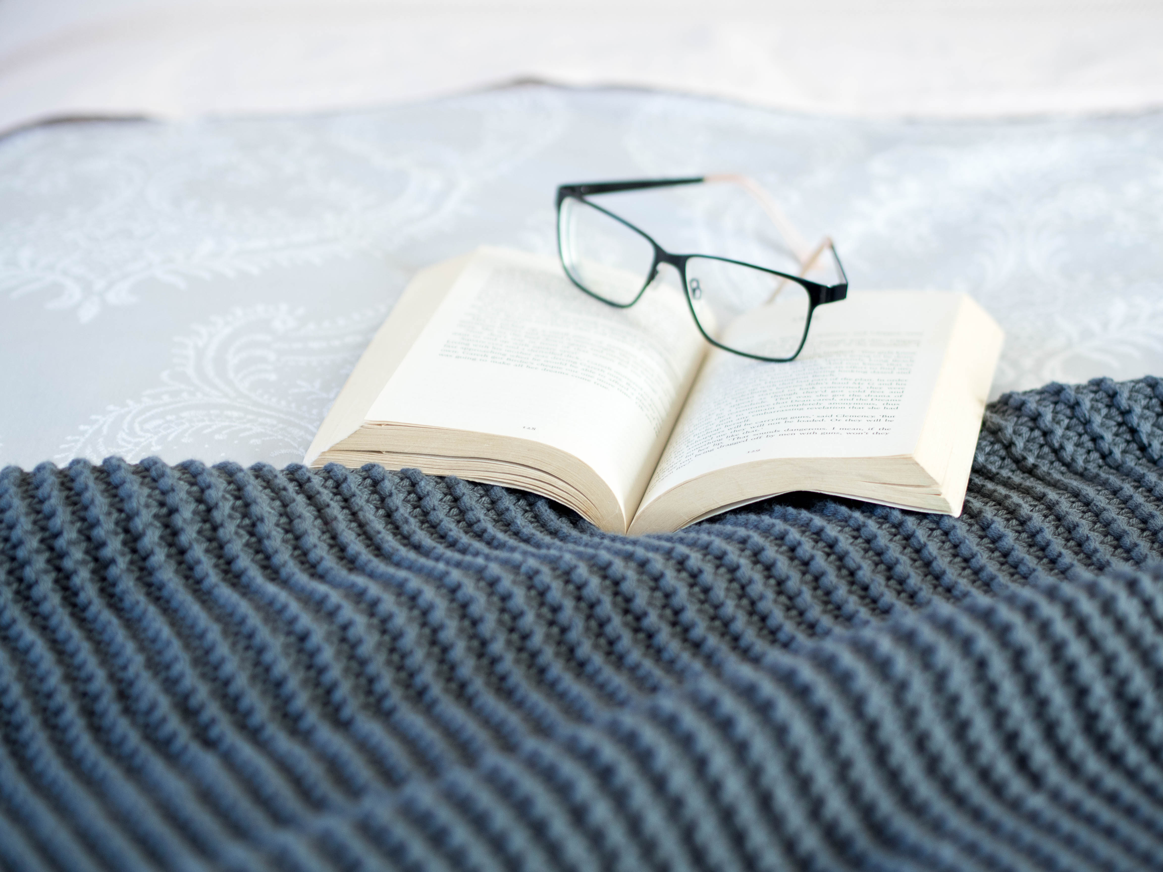 Christy Oslo throw