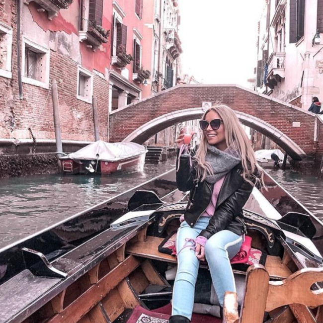 venice gondola