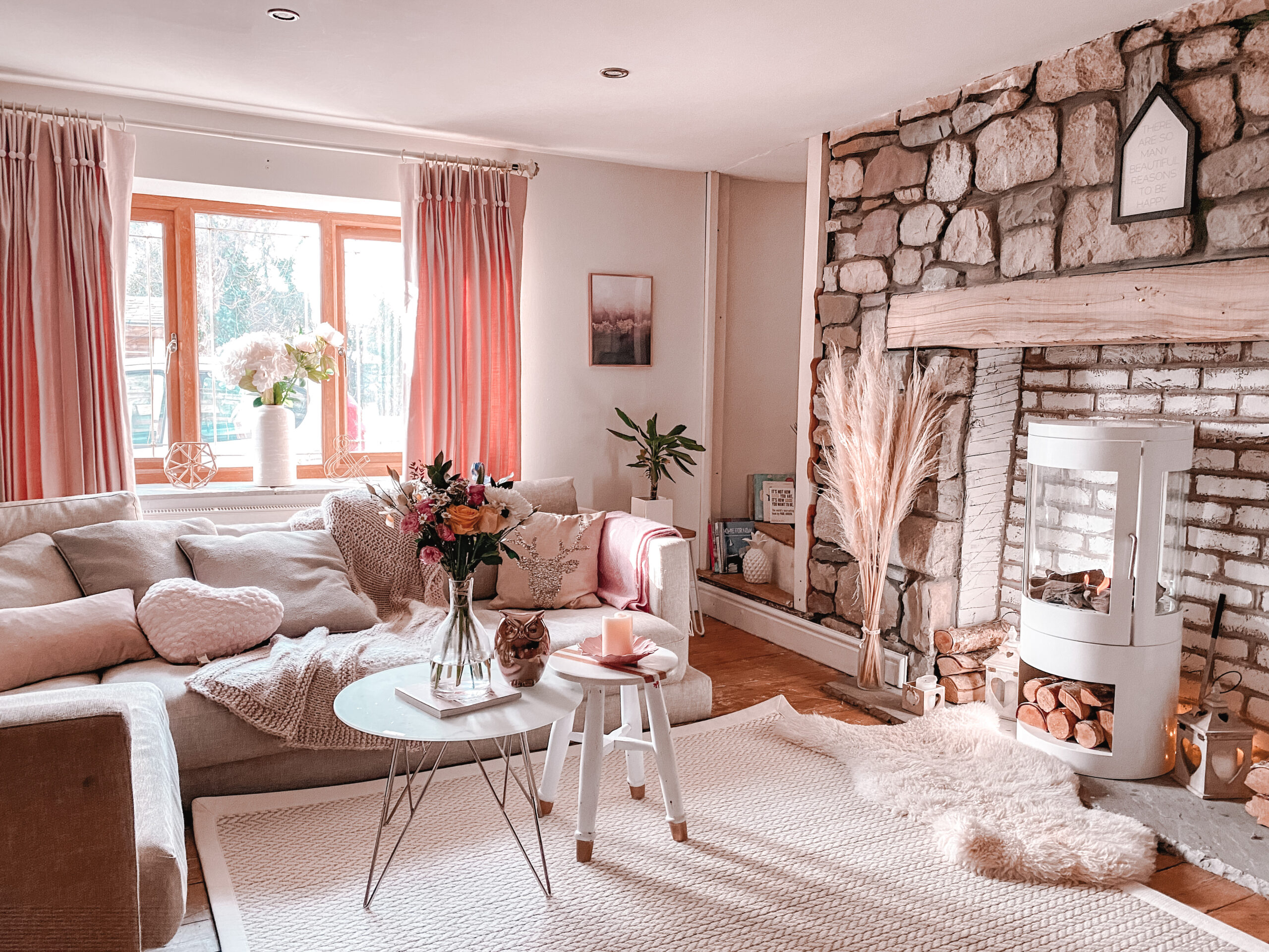 cosy living room fireplace