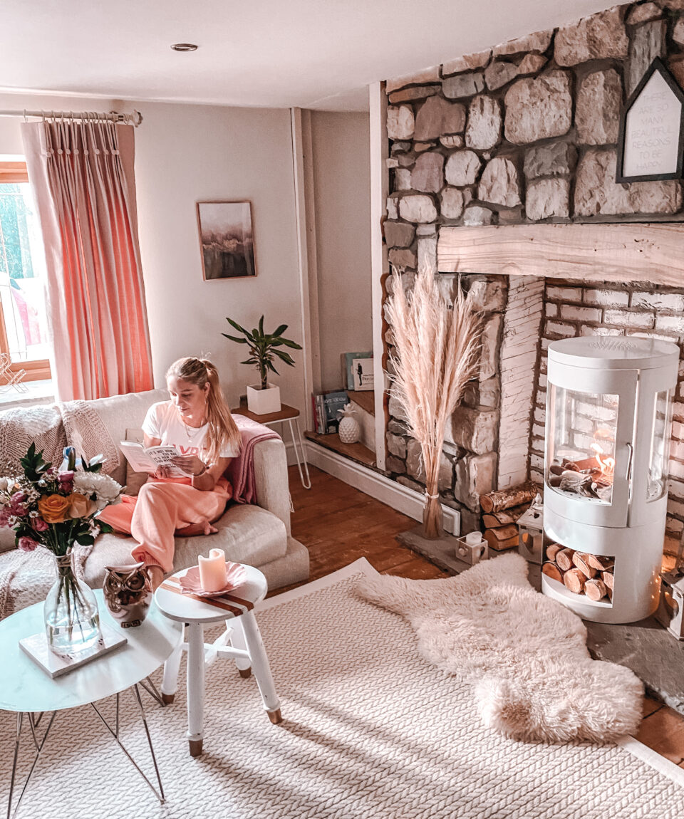cosy living room fireplace